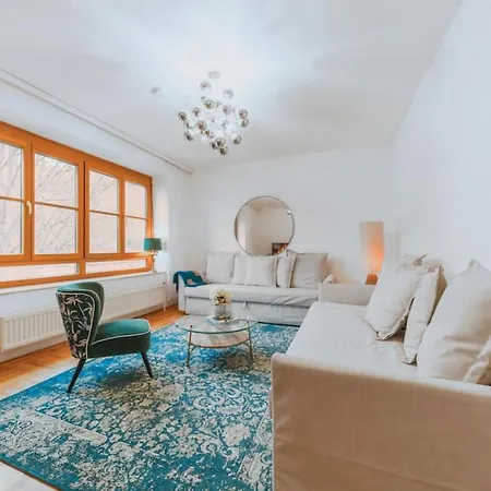 Haus Mit Donaublick, Terrasse Und Garten Apartment