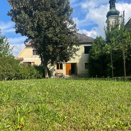 Haus Mit Donaublick, Terrasse Und Garten Apartment *