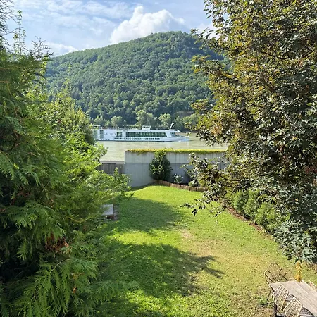 Haus Mit Donaublick, Terrasse Und Garten Dürnstein