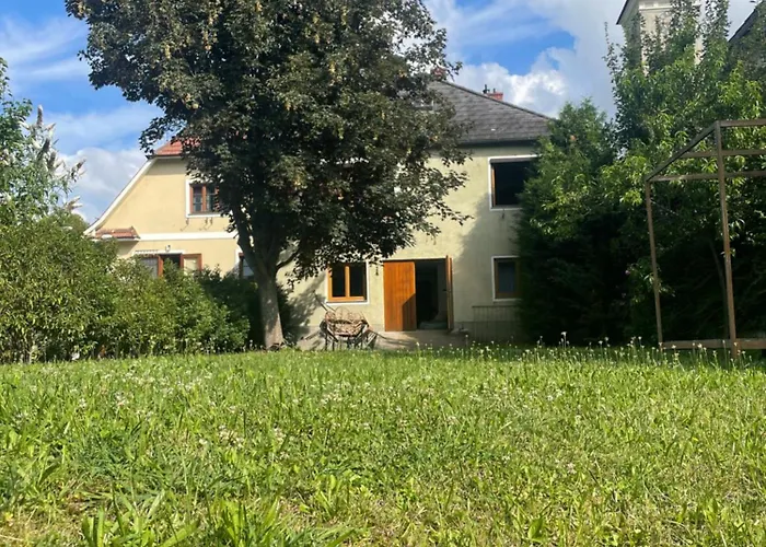 Haus Mit Donaublick, Terrasse Und Garten Apartment *